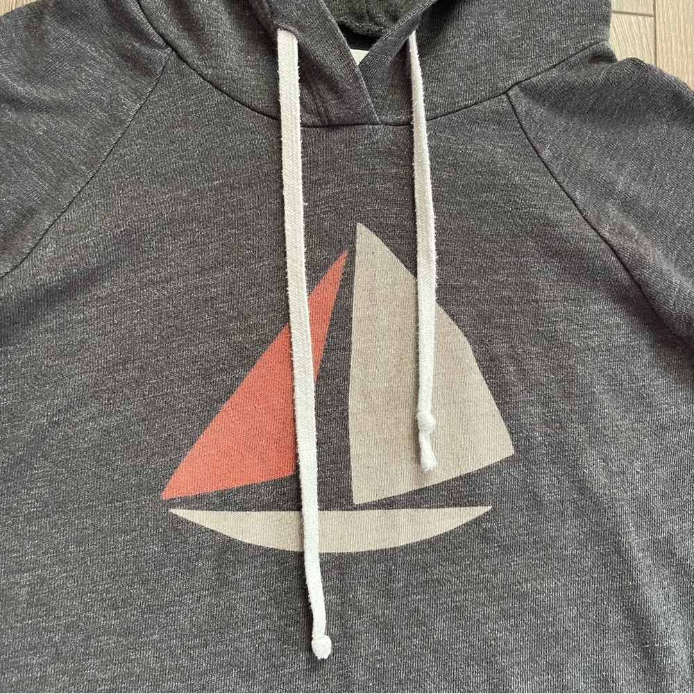 Sundry Women’s Medium Sailboat Gray Pullover Hoodie - Picture 3 of 8